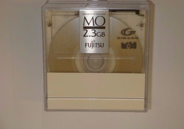 Fujitsu 2.3GB MO Media CA90002-C031 5-Pack Rewritable 3.5" - Micro Technologies (yourdrives.com)