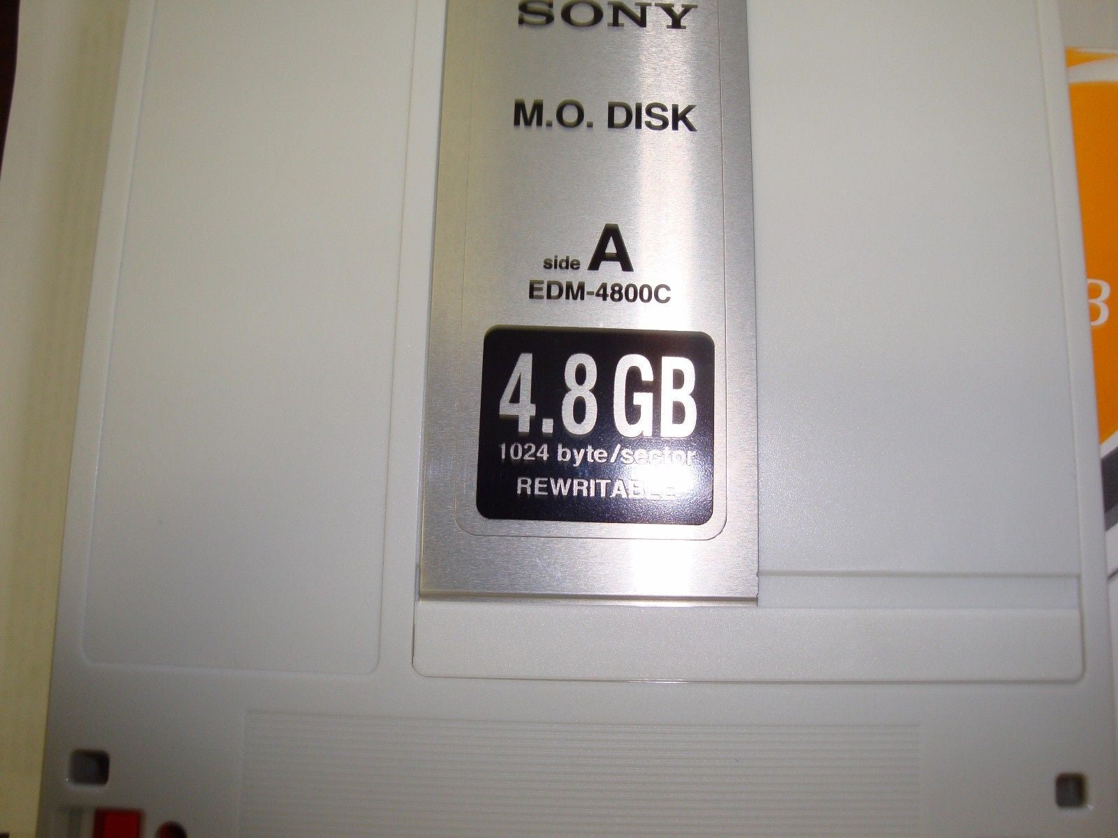 USED Sony MO Media EDM-4800C  Qty 6 Pieces 4.8GB RW  in Clamshell Case EDM-4800B - Micro Technologies (yourdrives.com)