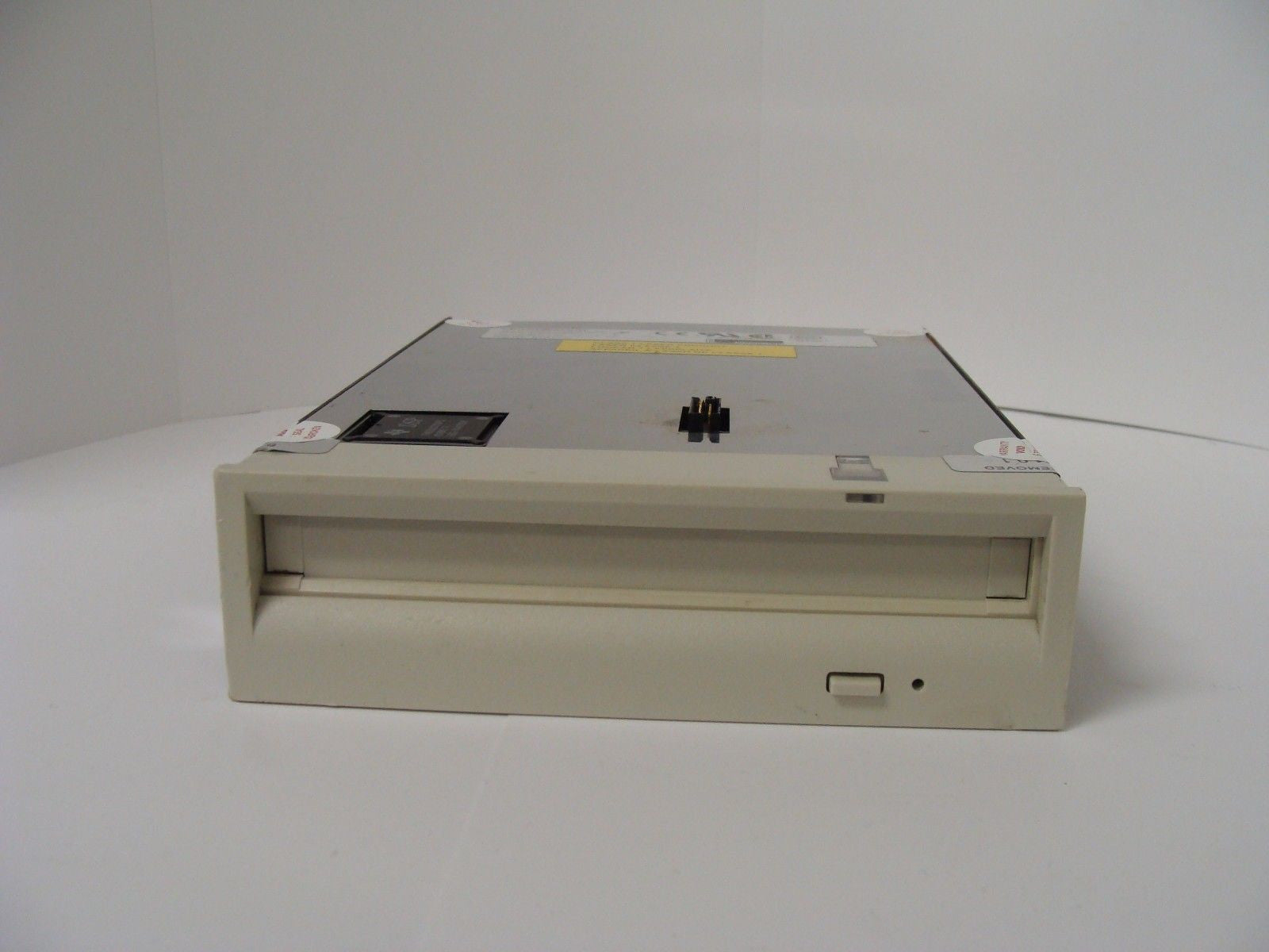 Plasmon DD53 Direct Overwrite Optical Drive SCSI 2.6gb DW260 - Micro Technologies (yourdrives.com)