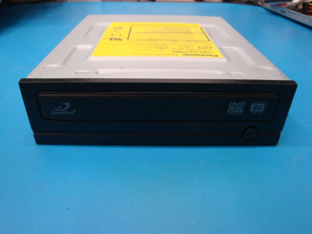 Panasonic SW-9590-C  Multi Drive DVD±RW (±R DL) / DVD-RAM DVD Burner - Micro Technologies (yourdrives.com)